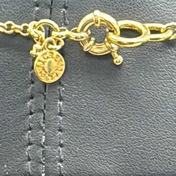 J Crew gold tone locket necklace.  Vintage.​ - Picture 3 of 3